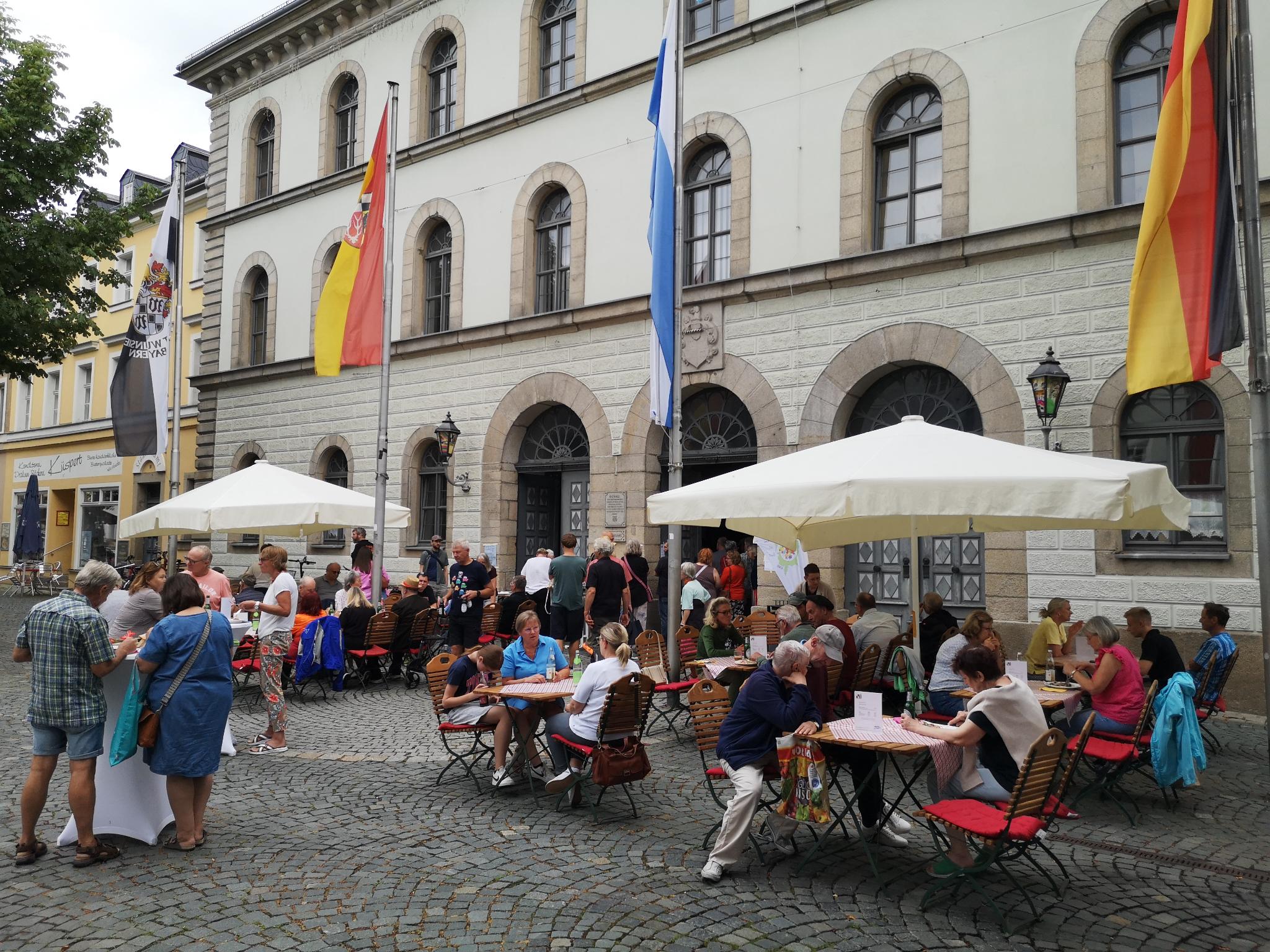 Klöße, Klopse, Köfte – Mittag am Markt mit Wunsiedel ist bunt
